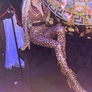 Leopard HALLOWEEN OUTFIT INCLUDING BOOTS !!! SIZE 7